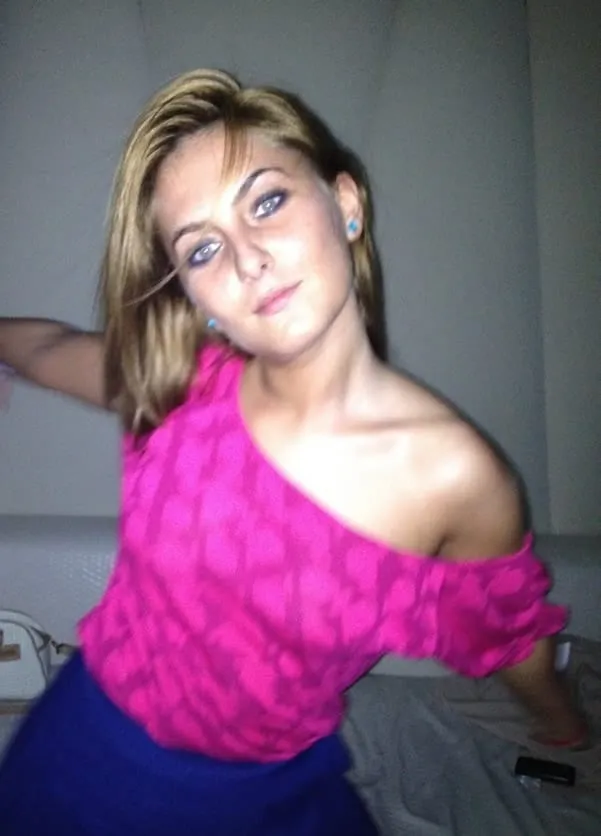 Lou, 22 ans — rencontre cougar à Saint-André