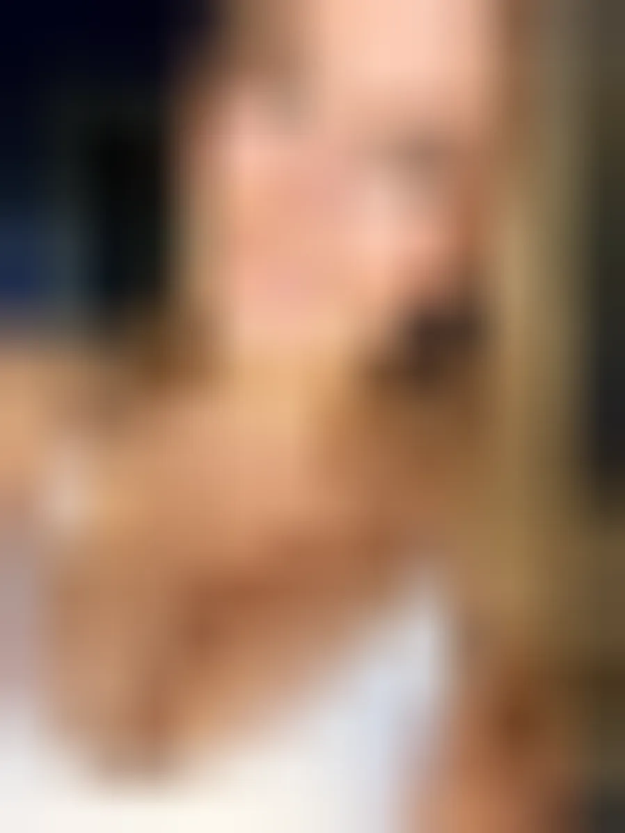 Léana, 22 ans — rencontre cougar à Béziers