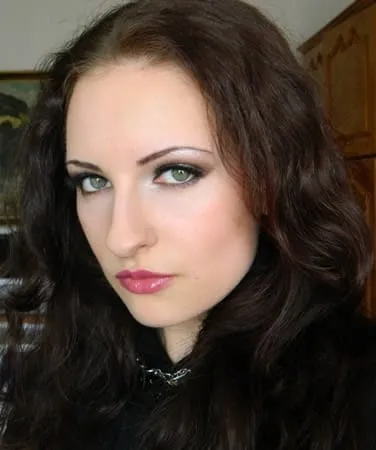 Mélissa, 27 ans — rencontre cougar à Nice