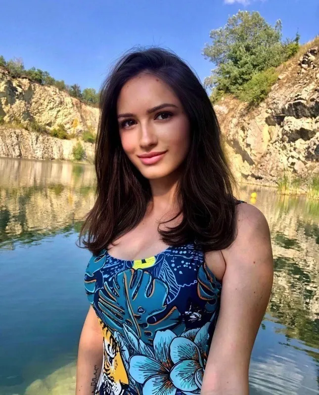 Élise, 25 ans — rencontre cougar à Eybens