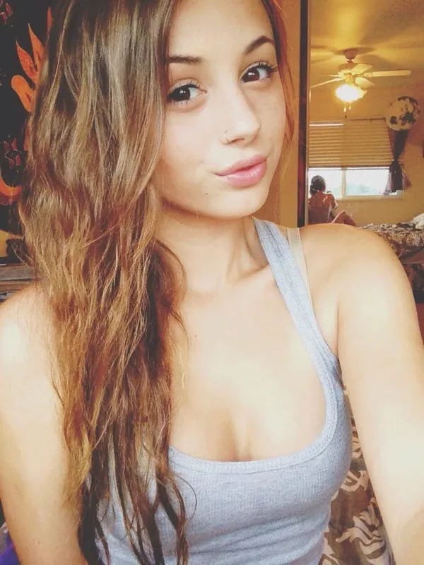 Myriam, 22 ans — rencontre cougar à Épernay