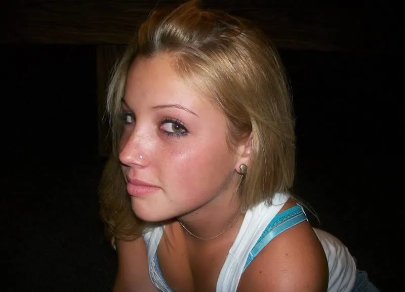 Ilham, 22 ans — rencontre cougar à Le Gosier