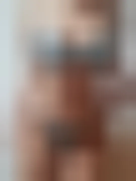 Kenza, 19 ans — rencontre cougar à Bordeaux