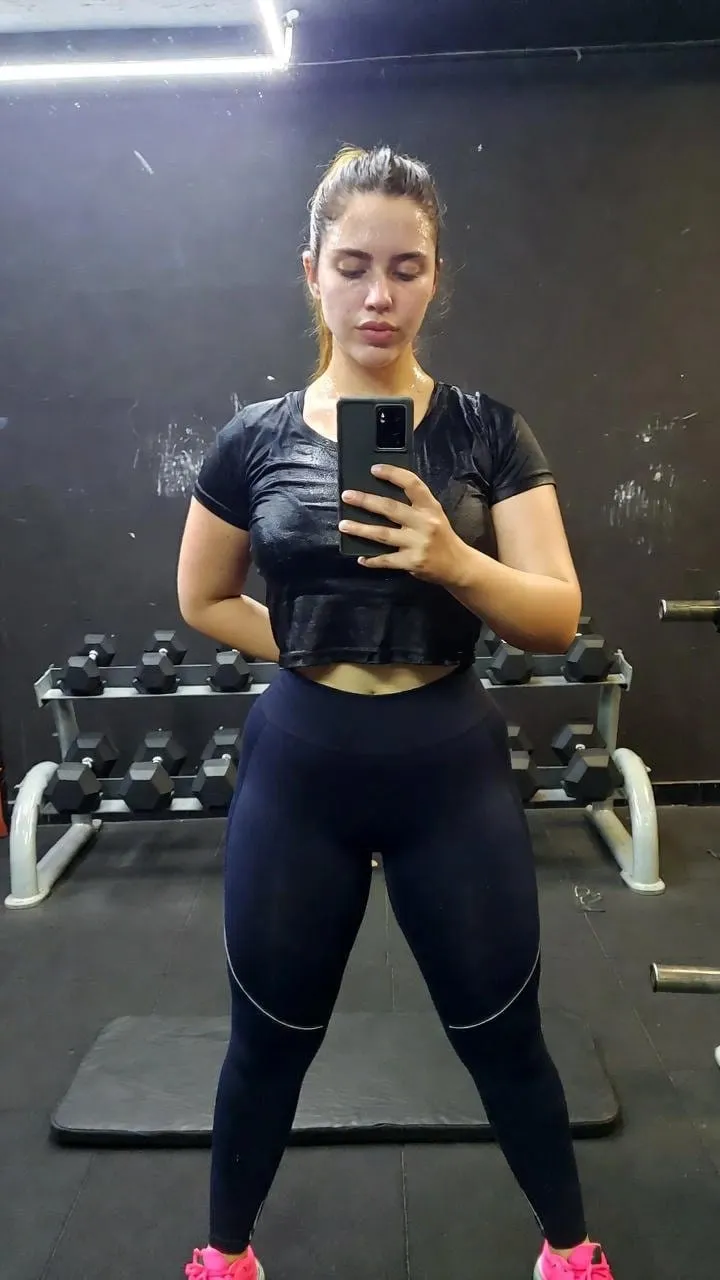 Mylène, 35 ans — rencontre cougar à Roanne