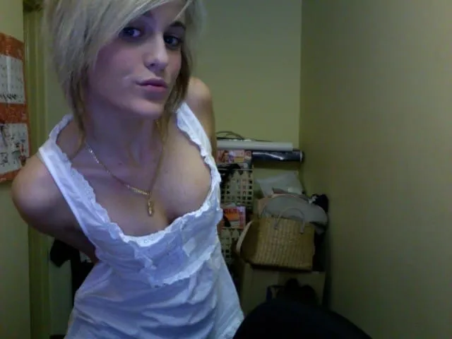 Lisa, 31 ans — rencontre cougar à Amiens