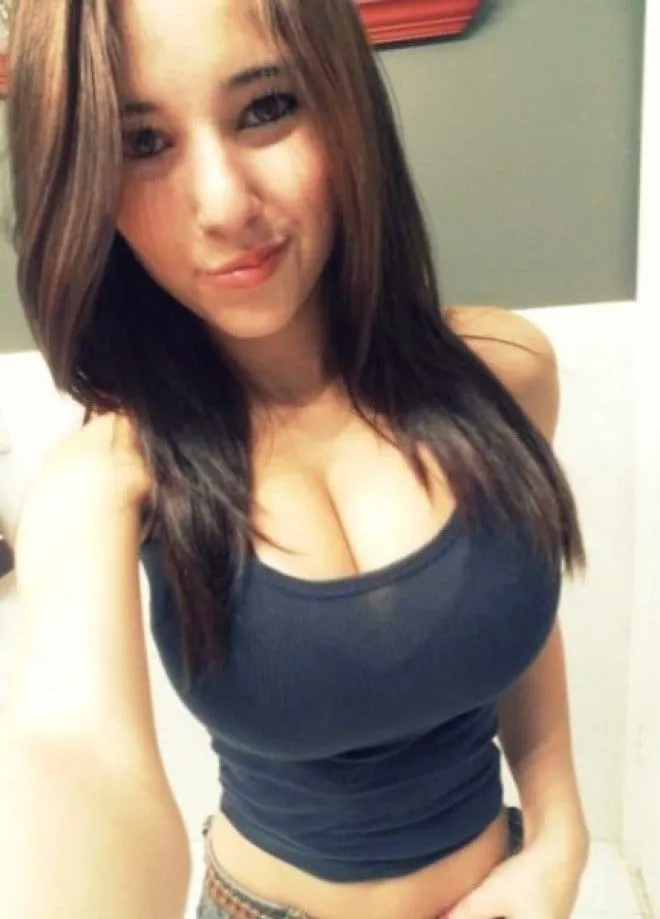 Assia, 22 ans — rencontre cougar à Baie-Mahault