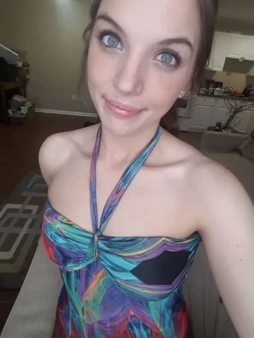 Alizée, 34 ans — rencontre cougar à Lançon-Provence