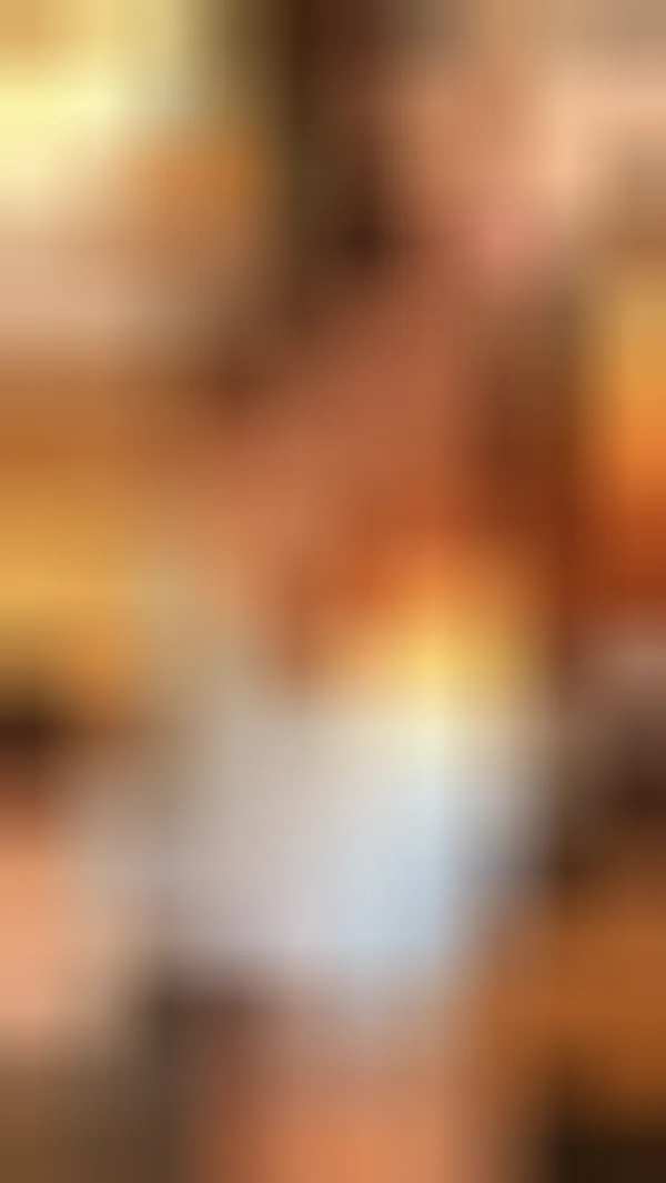 Valentine, 25 ans — rencontre cougar à Antibes