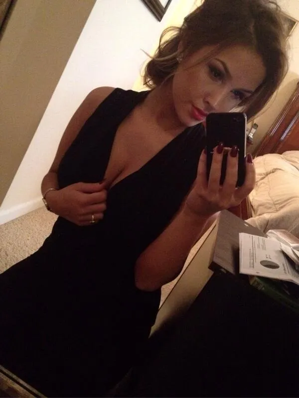 Sabah, 26 ans — rencontre cougar à Le Cendre