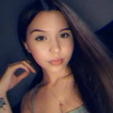 Constance, 27 ans — rencontre cougar à Saint-Priest