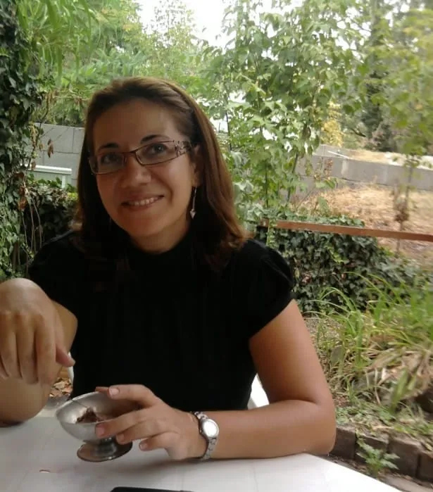 Fatiha, 23 ans — rencontre cougar à Couëron