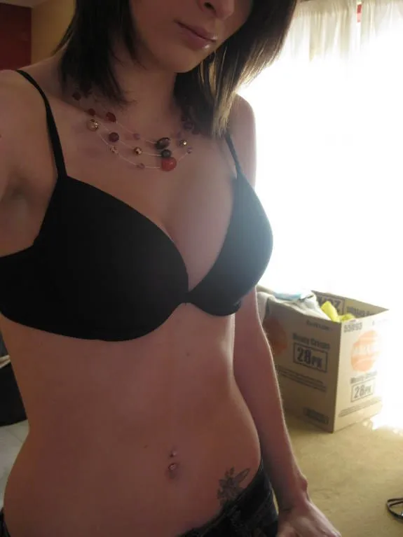 Olympe, 26 ans — rencontre cougar à Varennes-Vauzelles