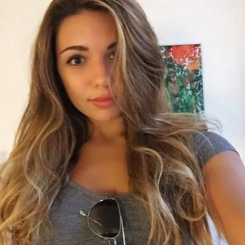 Aëlys, 23 ans — rencontre cougar à Villeurbanne