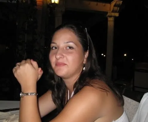 Laura, 30 ans — rencontre cougar à Miramas