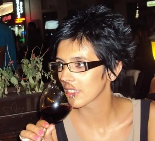 Wafa, 31 ans — rencontre cougar à Saint-Germain-lès-Corbeil