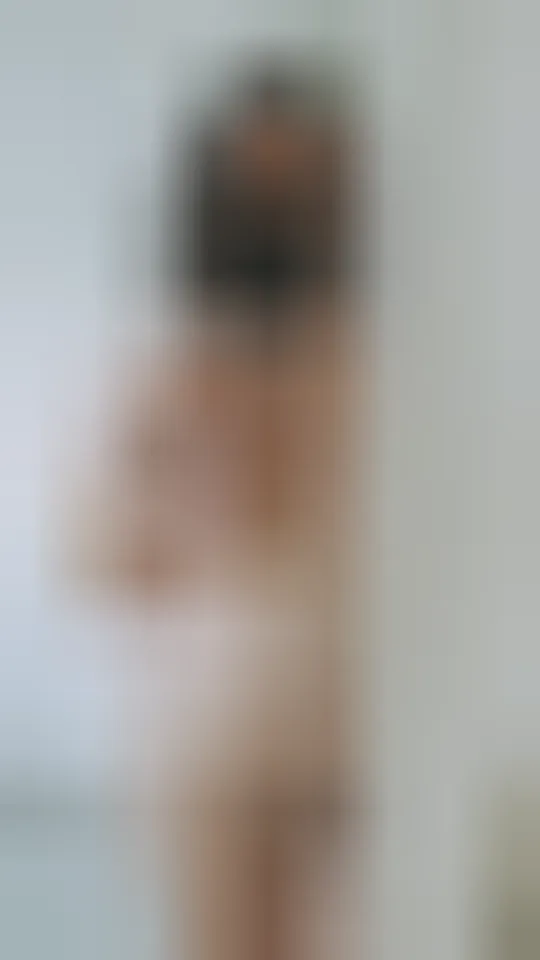 Nina, 25 ans — rencontre cougar à Mios