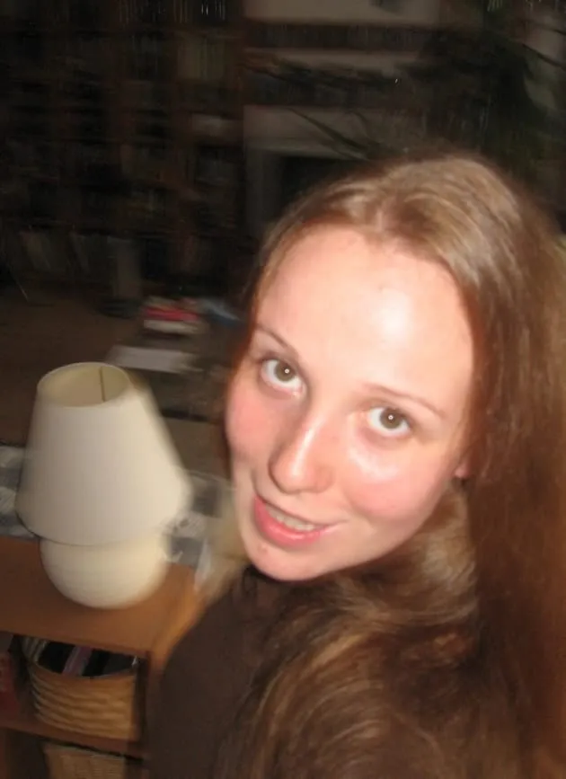 Flora, 23 ans — rencontre cougar à Vincennes