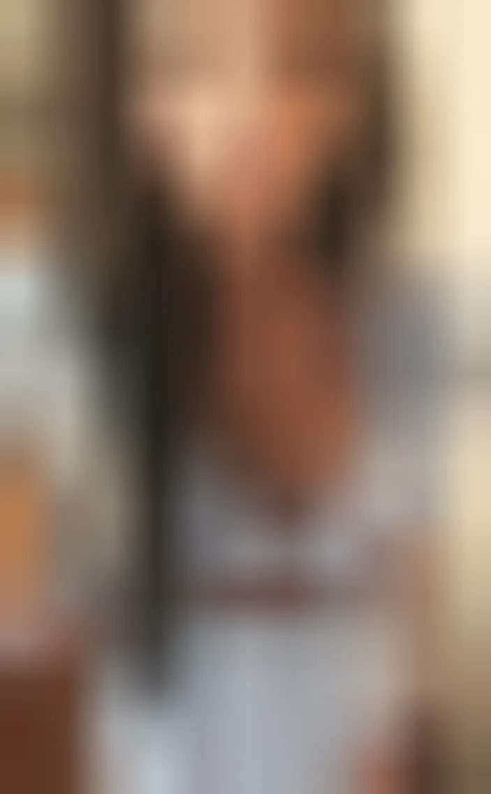Louane, 24 ans — rencontre cougar à Bagneux