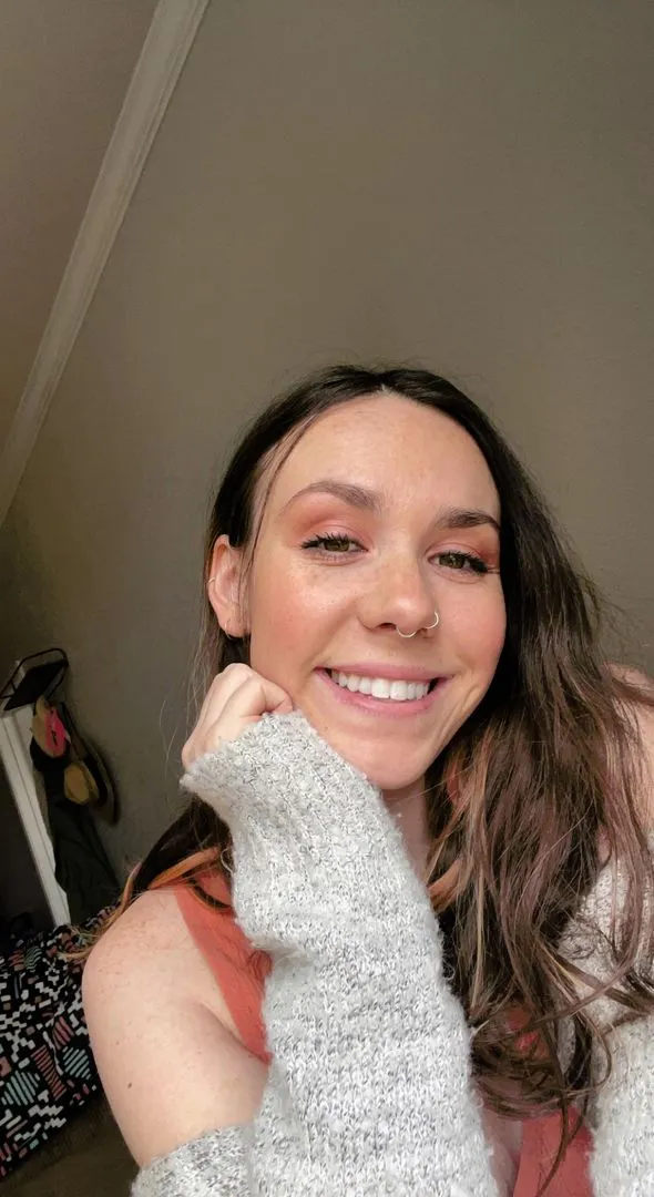 Feriel, 20 ans — rencontre cougar à Lyon