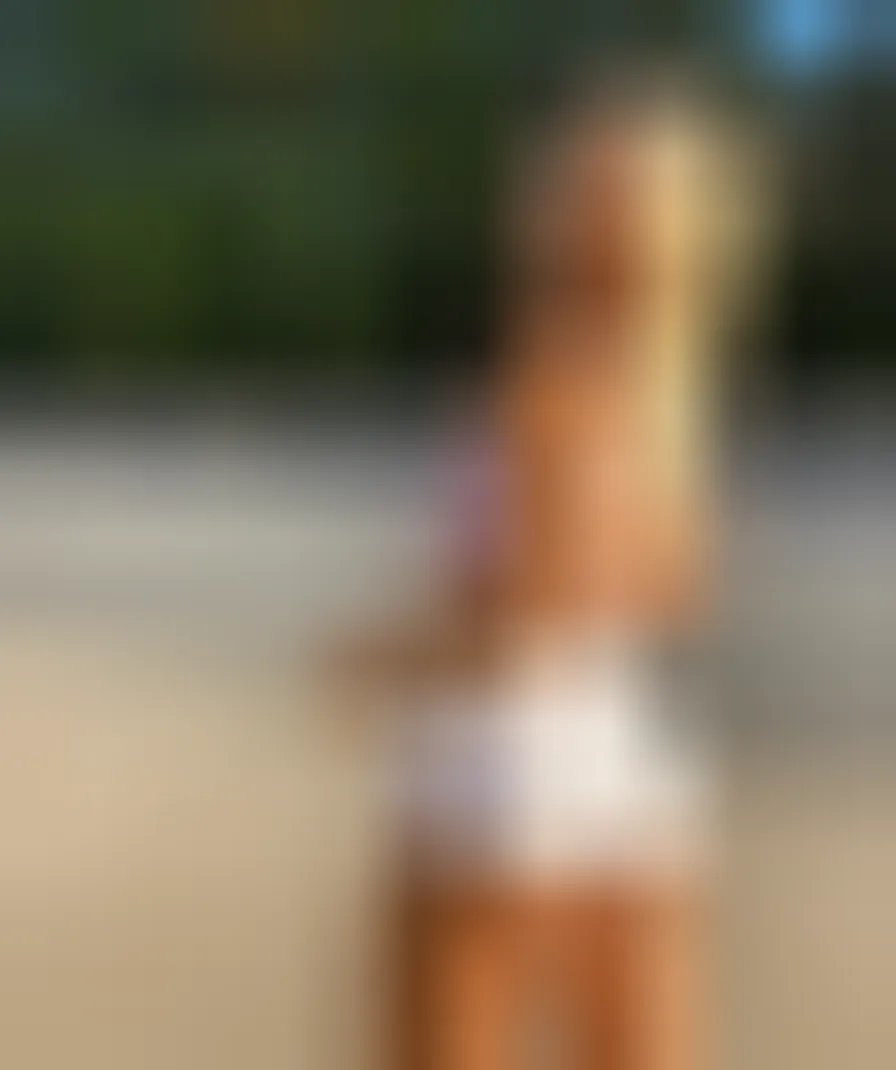Dihya, 24 ans — rencontre cougar à Bellerive-sur-Allier