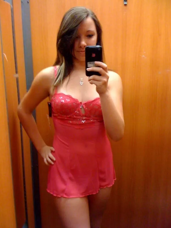 Léonie, 23 ans — rencontre cougar à Amiens