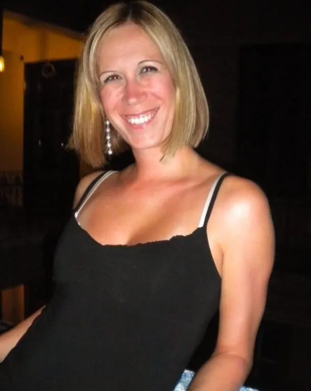 Léonie, 26 ans — rencontre cougar à Publier