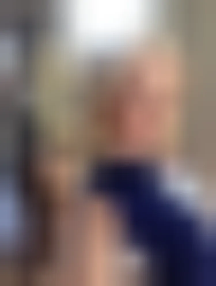Amira, 36 ans — rencontre cougar à Brie-Comte-Robert