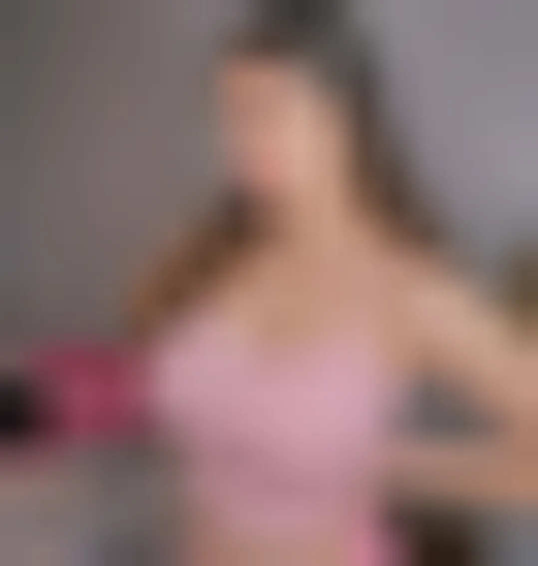 Lana, 23 ans — rencontre cougar à Monts