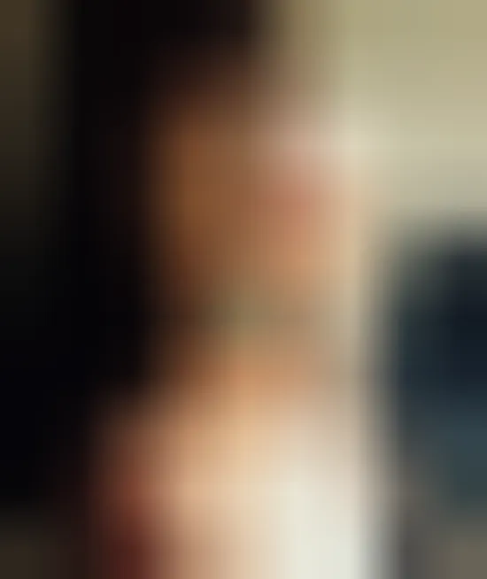 Fouzia, 32 ans — rencontre cougar à Cugnaux