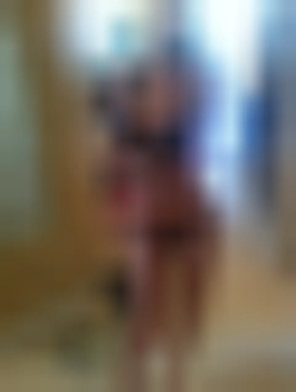 Flore, 19 ans — rencontre cougar à Talence