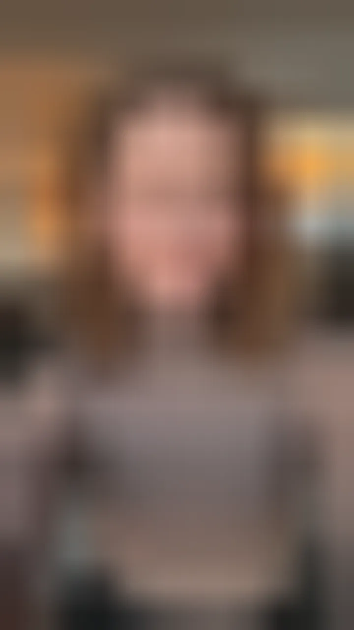Léa, 25 ans — rencontre cougar à Lyon