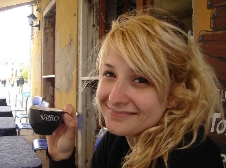 Alison, 25 ans — rencontre cougar à Aix-en-Provence