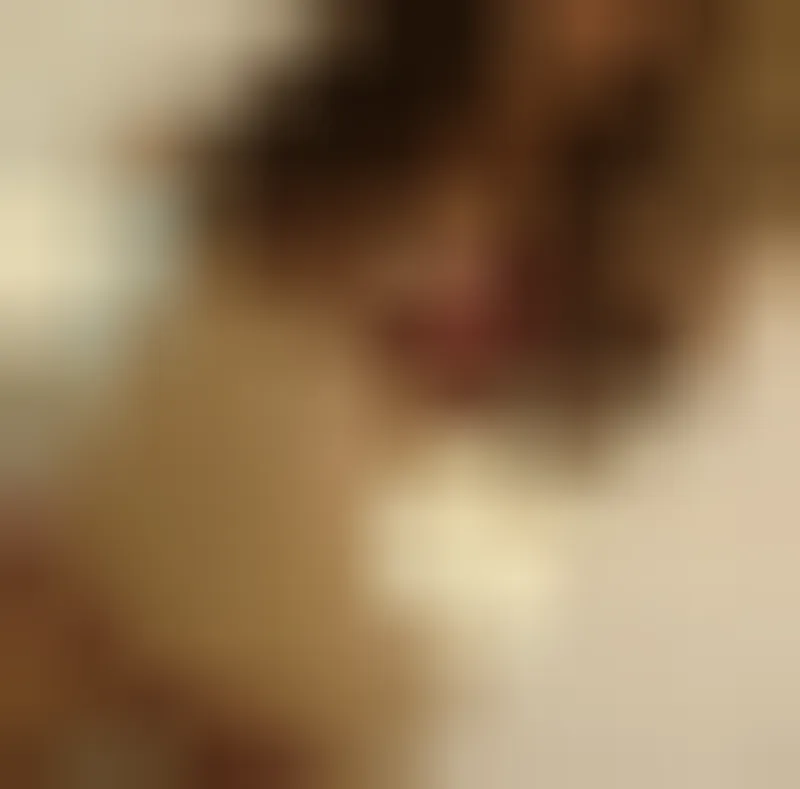 Cassandre, 22 ans — rencontre cougar à Hauts de Bienne