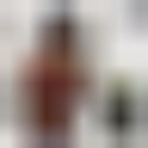 Lola, 28 ans — rencontre cougar à Vénissieux