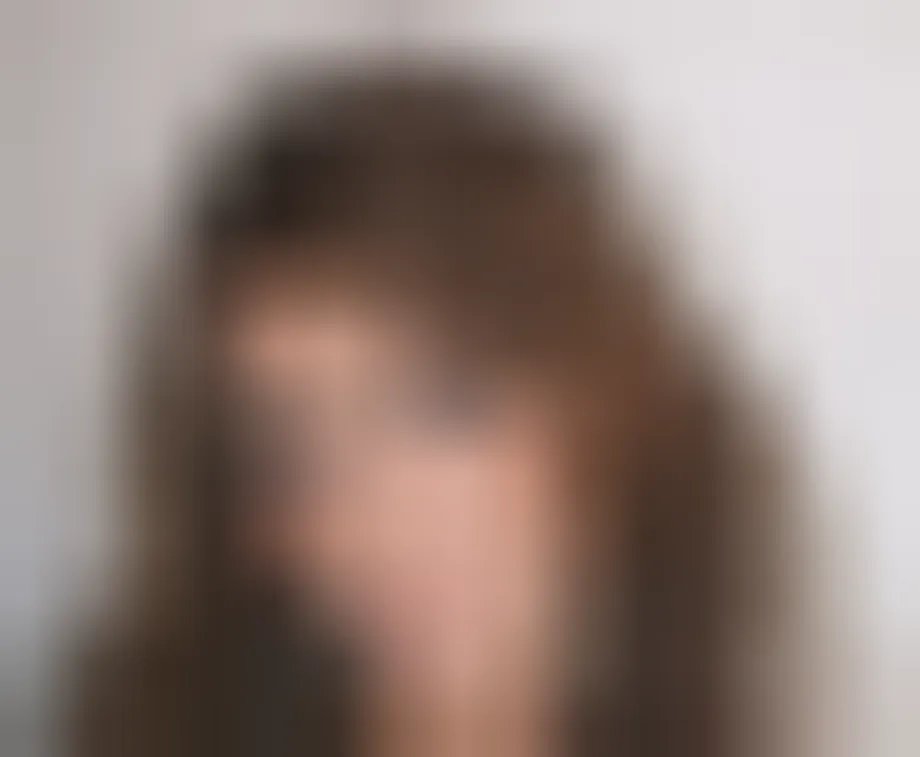 Manel, 23 ans — rencontre cougar à Villemomble