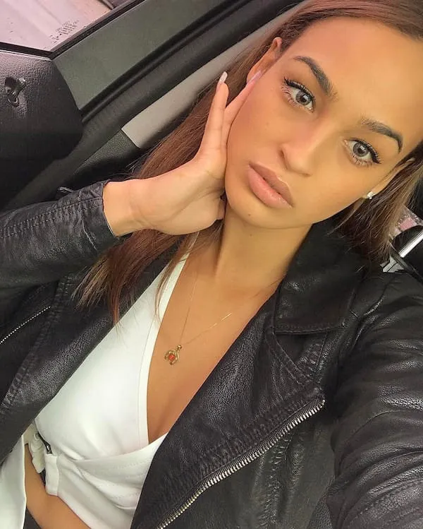 Émeline, 27 ans — rencontre cougar à Clermont