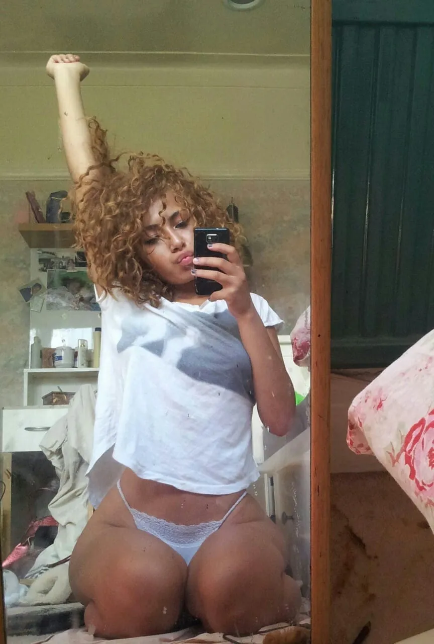 Myriam, 32 ans — rencontre cougar à Le Blanc-Mesnil