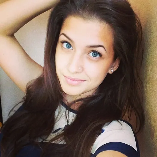 Lise, 22 ans — rencontre cougar à Arles