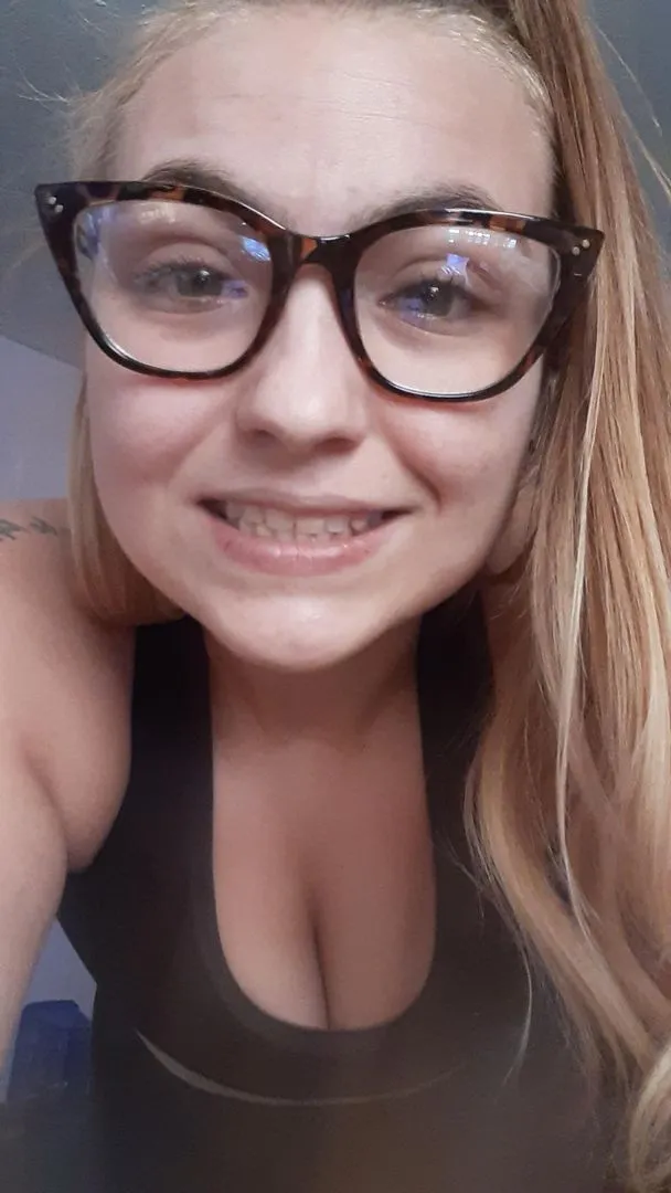 Nora, 26 ans — rencontre cougar à Blagnac