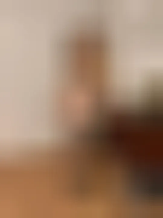 Eva, 22 ans — rencontre cougar à Neuilly-sur-Marne
