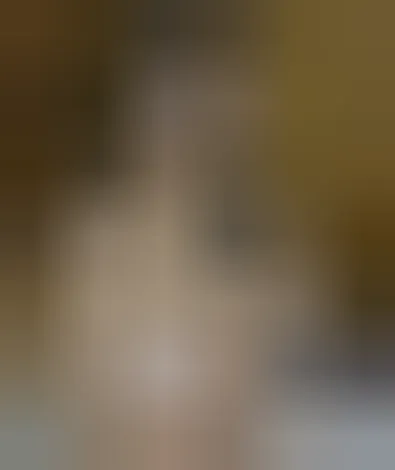 Ilham, 21 ans — rencontre cougar à Rouen