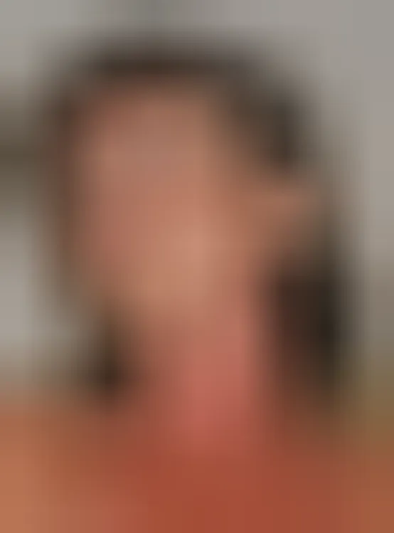 Naëlle, 22 ans — rencontre cougar à Nîmes