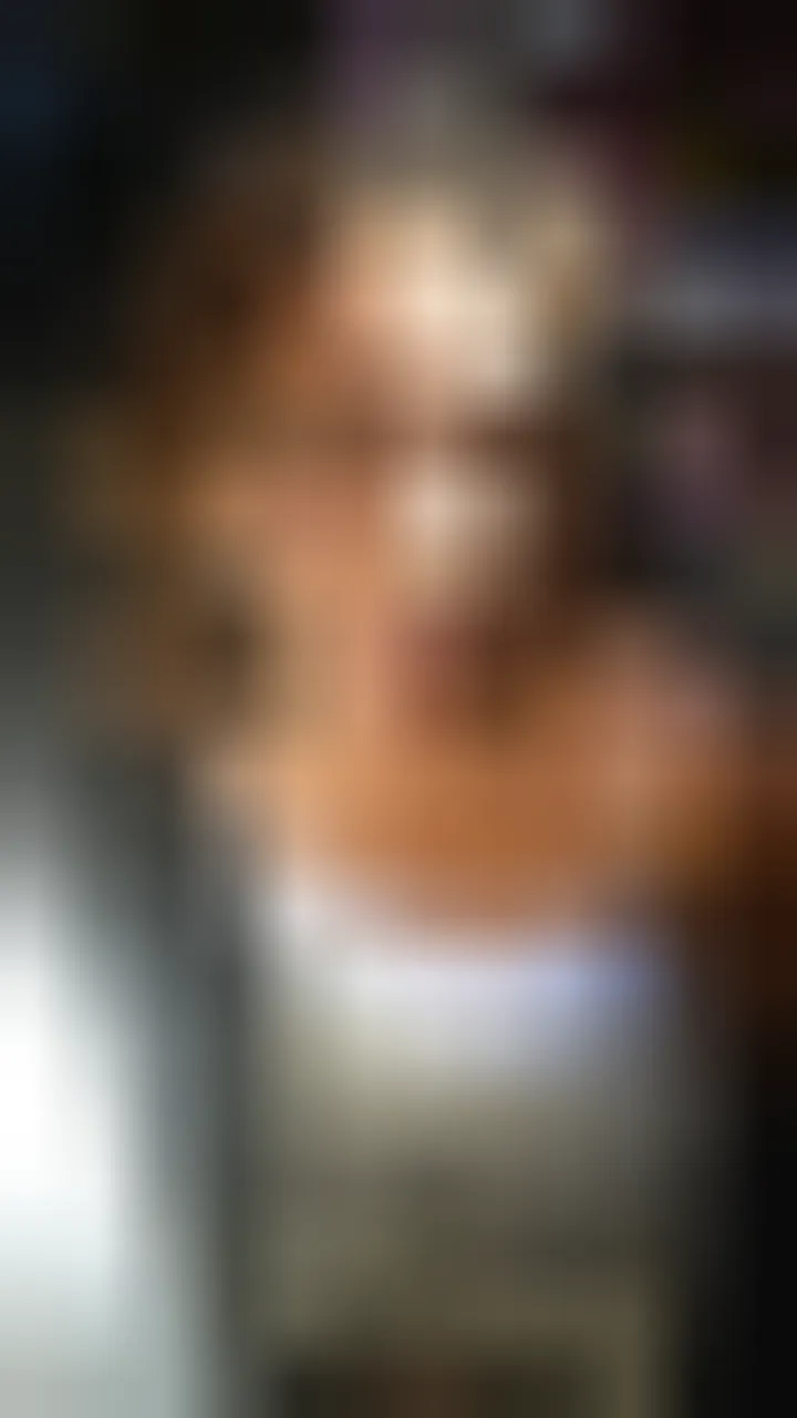 Emma, 23 ans — rencontre cougar à Beaupréau-en-Mauges