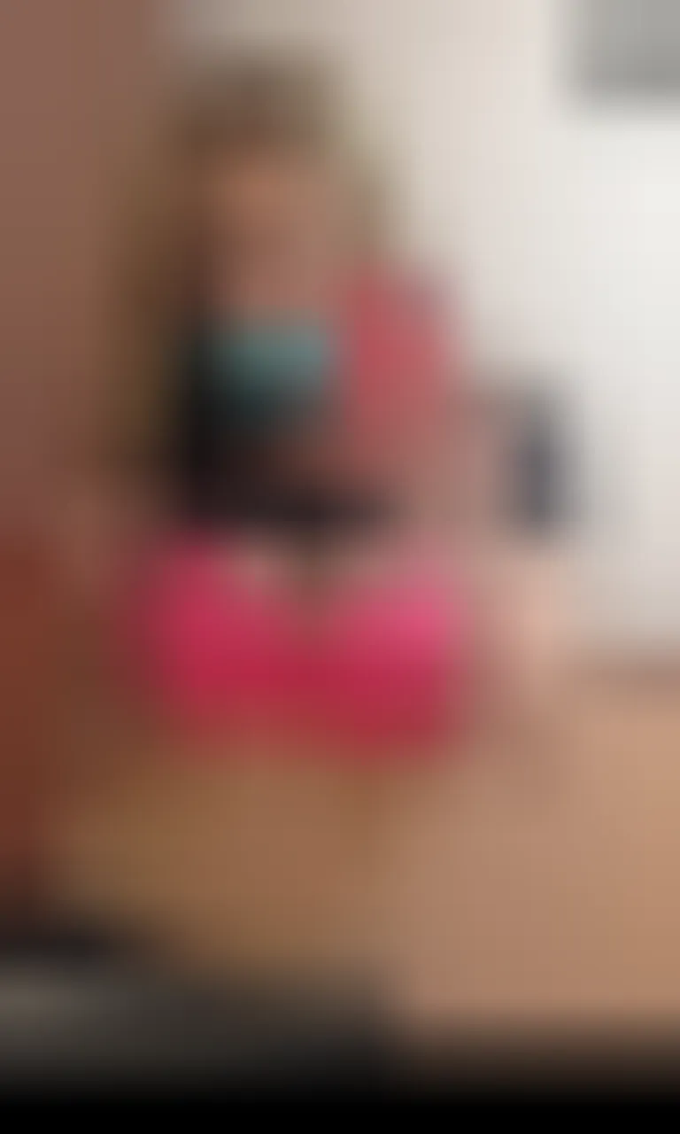 Inès, 26 ans — rencontre cougar à Nueil-les-Aubiers