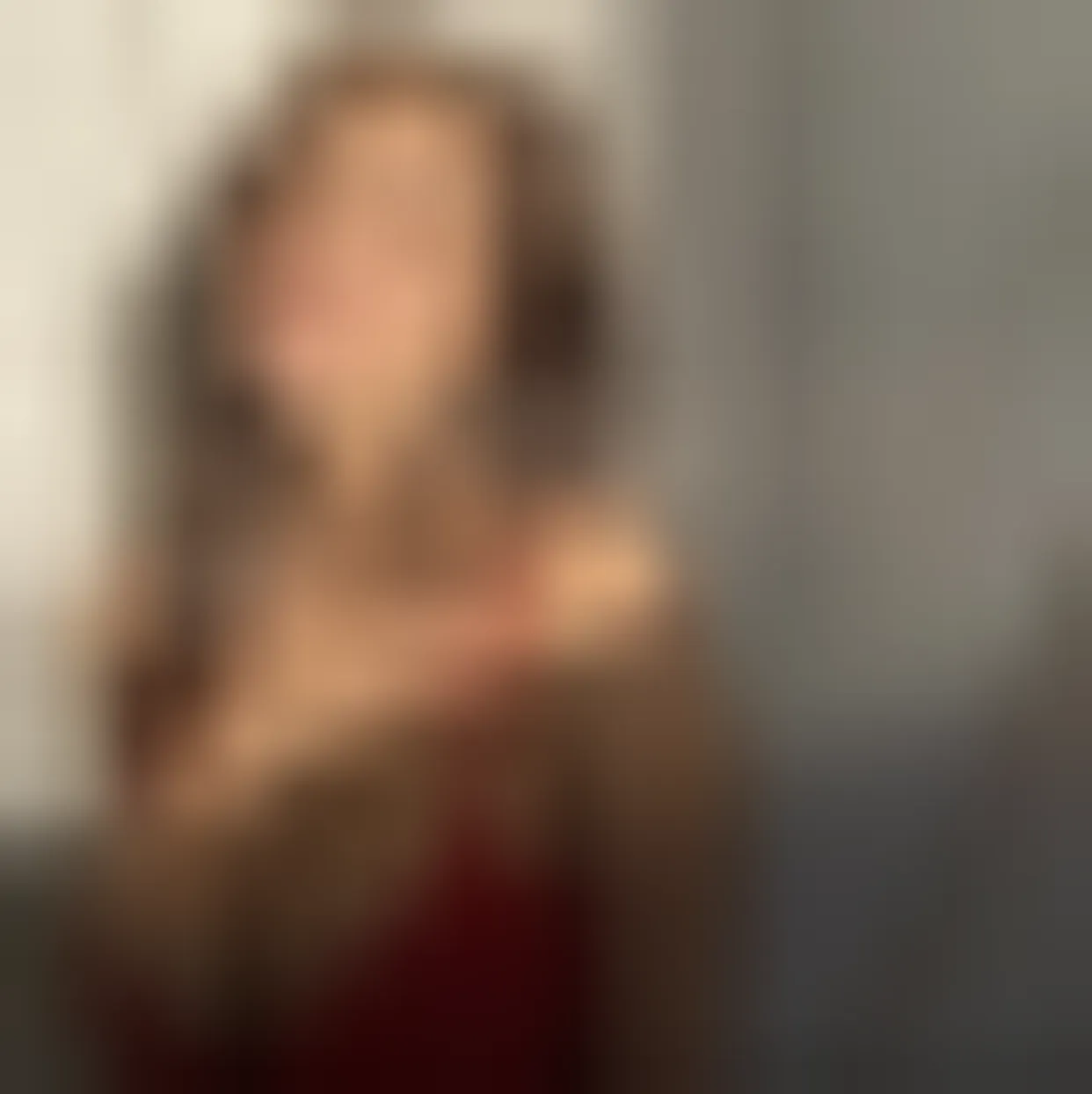 Louna, 25 ans — rencontre cougar à Dax