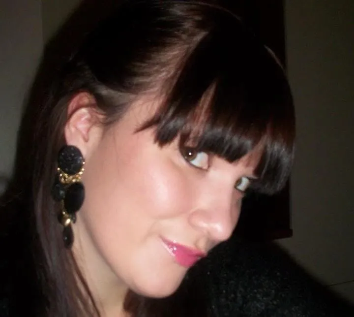 Kahina, 25 ans — rencontre cougar à Colombes